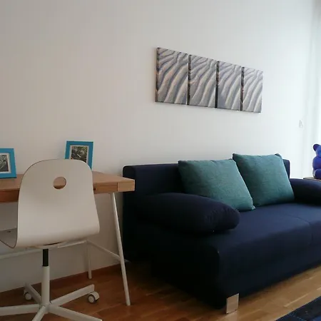 Apartment Schwechat Apartment